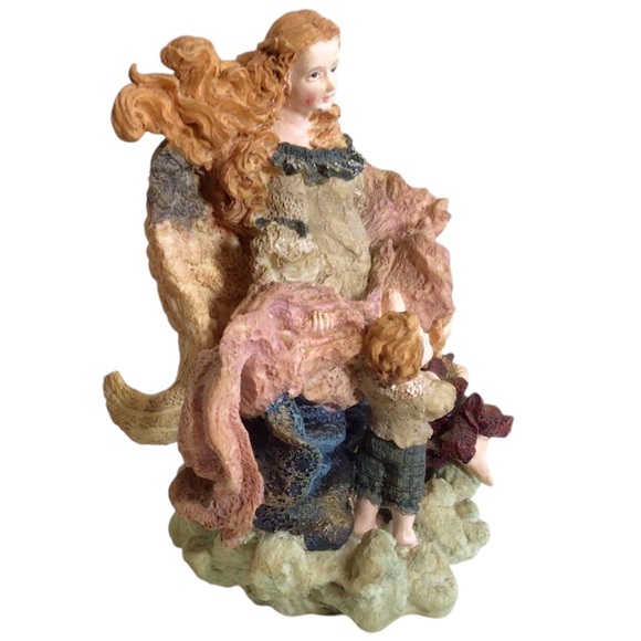 Tender Years My Guardian Angel Resin Figurine - Picture 3 of 5